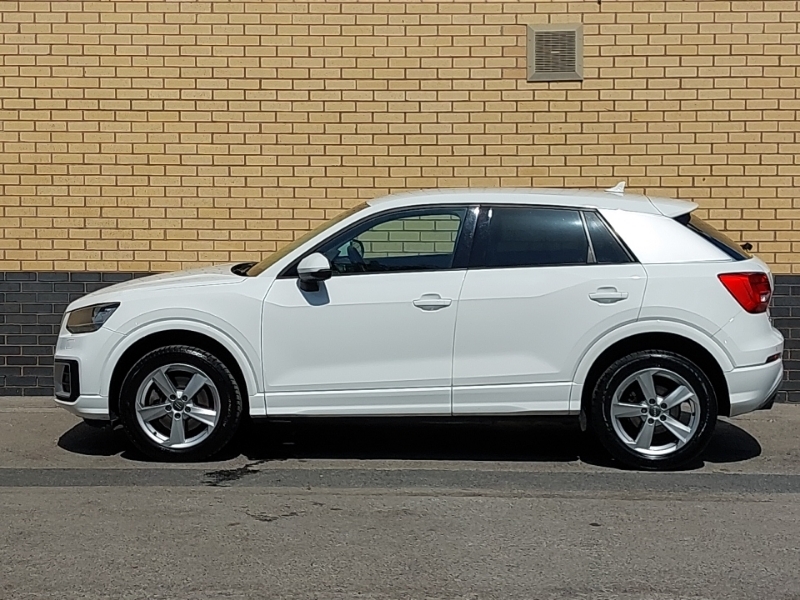 Audi Q2 1.4 Tfsi Sport White #4
