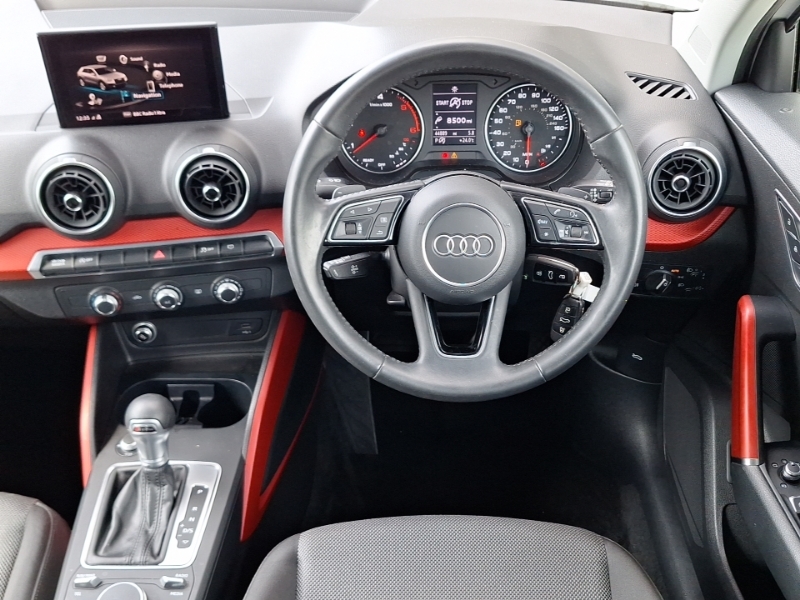Audi Q2 30 Tdi Technik Black #8