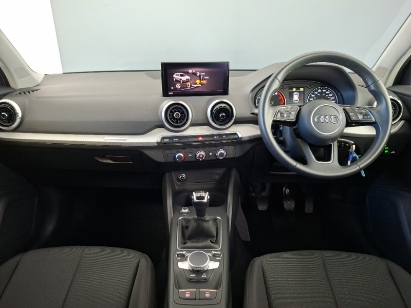 Audi Q2 30 Tfsi Technik White #3