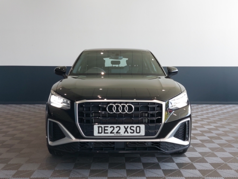 Audi Q2 30 Tfsi Technik Black #14