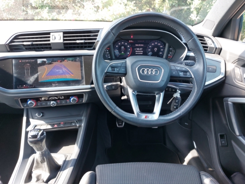 Audi Q3 Suv White #8
