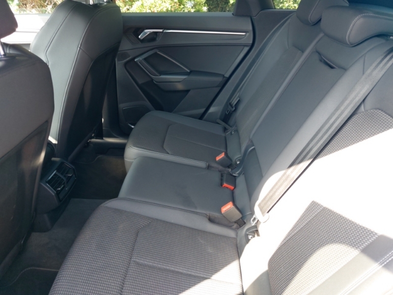 Audi Q3 35 Tfsi S Line Blue #6