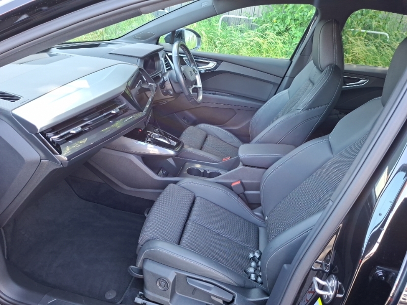 Audi Q4 E Tron 150Kw 40 82Kwh S Line Cstech Pack Black #5