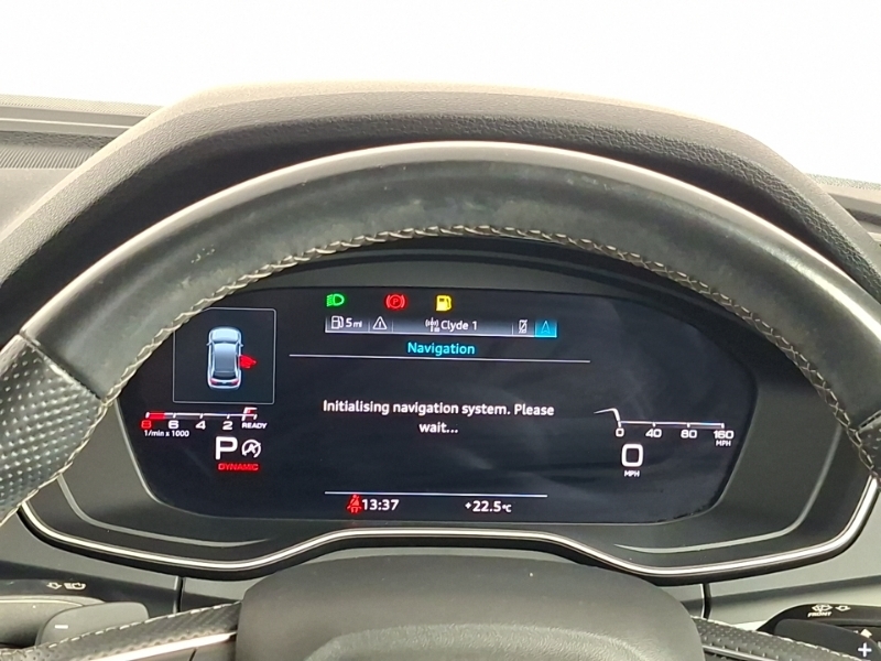 Audi Q5  Black #9