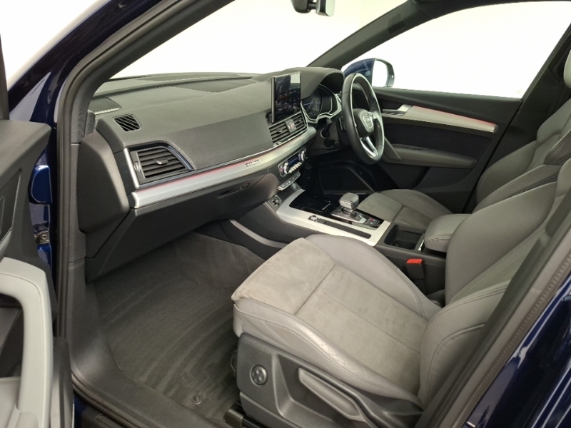 Audi Q5  Black #7