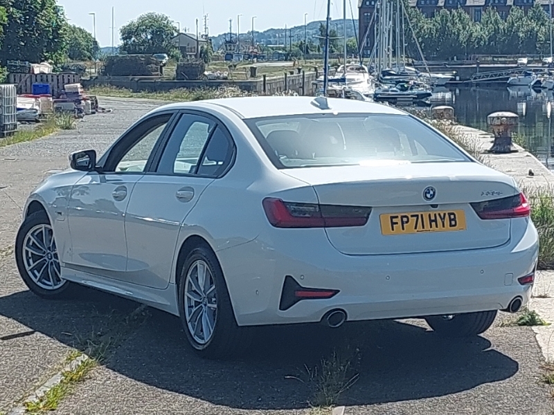 BMW 3 Series 330E Se Pro Step FP71HYB White #2
