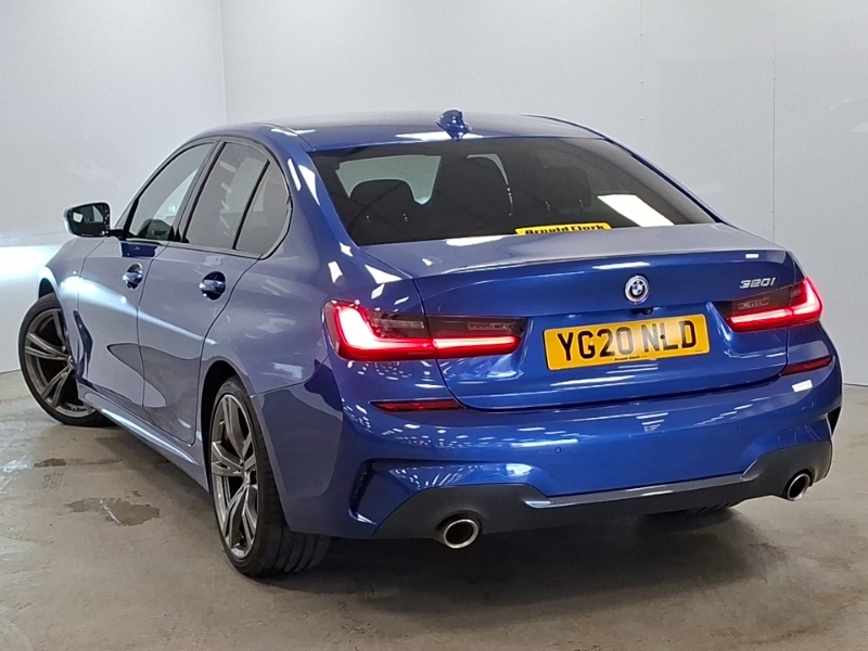 BMW 3 Series 330I M Sport White #2
