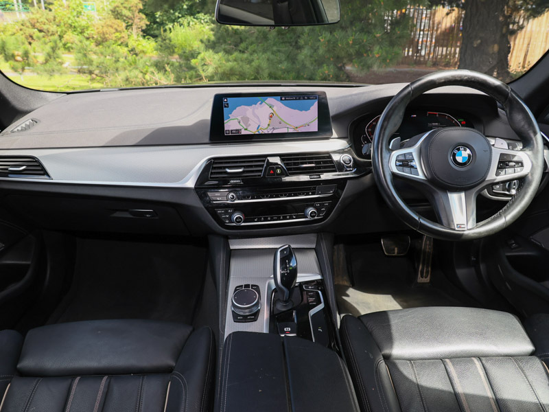 BMW 5 Series 520I M Sport Grey #4