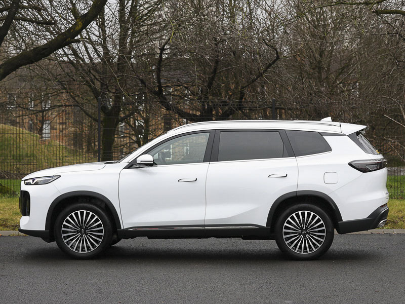 Chery Tiggo 8 1.6T Summit Dct White #4