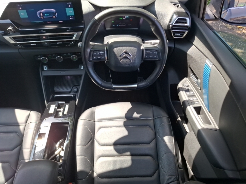 Citroen e-C4 100Kw Shine Plus 50Kwh Brown #8