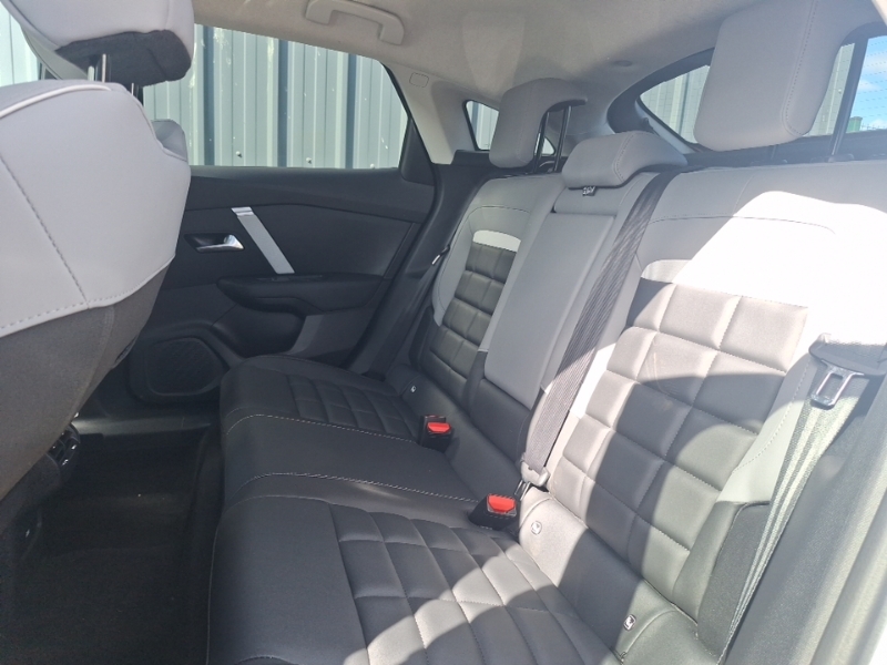 Citroen e-C4 115Kw Max Extended Range 54Kwh White #6