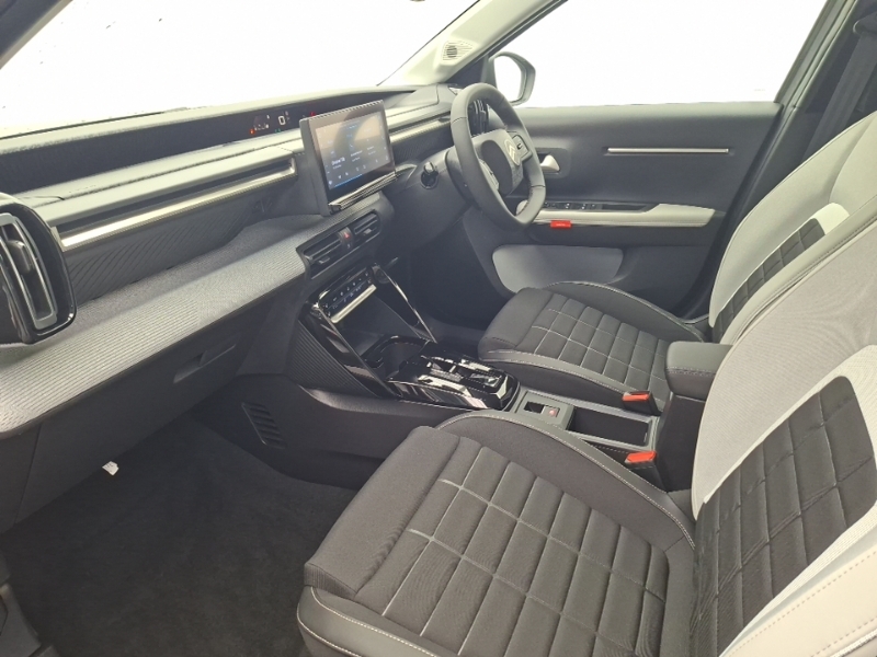 Citroen C3 1.2 Hybrid 110 Max E-dcs6 Grey #4