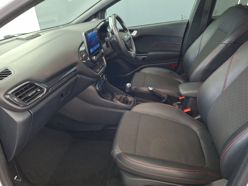 Ford Fiesta 1.0 Ecoboost Hybrid Mhev 125 St-line X Edition SC21NXJ White #5