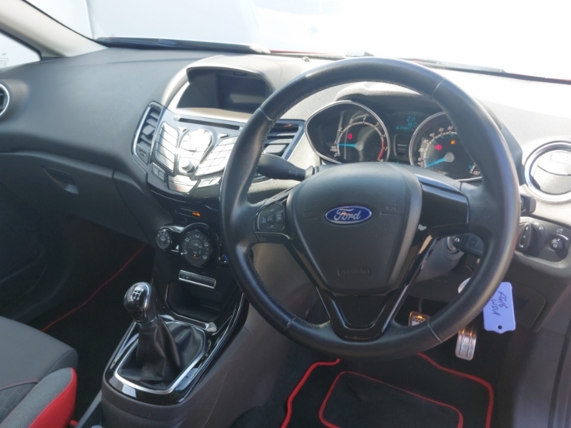 Ford Fiesta 1.0 Ecoboost 140 Zetec S FG16WDA Red #4