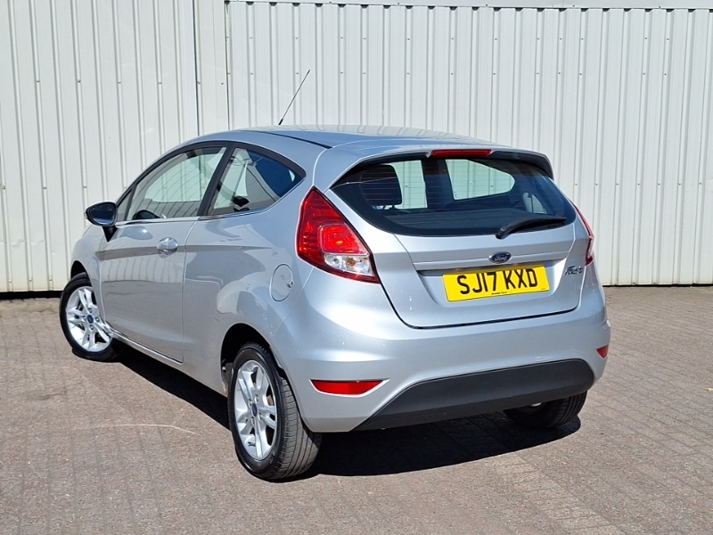 Ford Fiesta 1.25 82 Zetec Silver #2