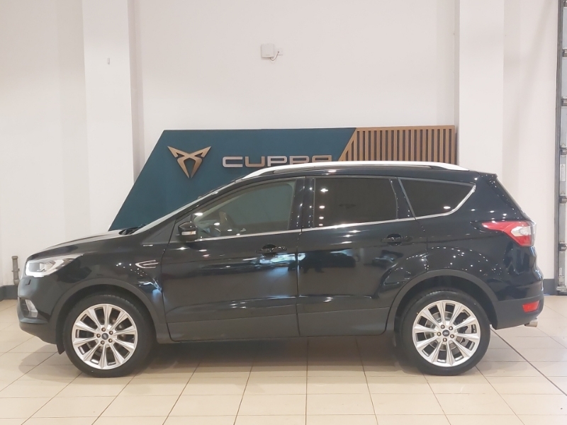 Ford Kuga 1.5 Ecoboost Titanium X Edition 2Wd Black #4