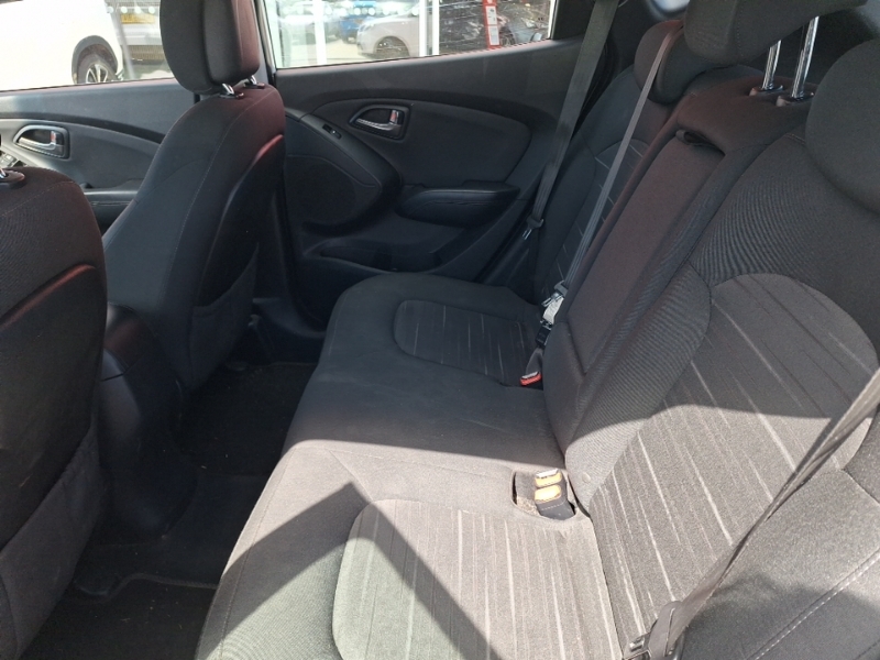 Hyundai Ix35 1.6 Gdi S 2Wd White #6