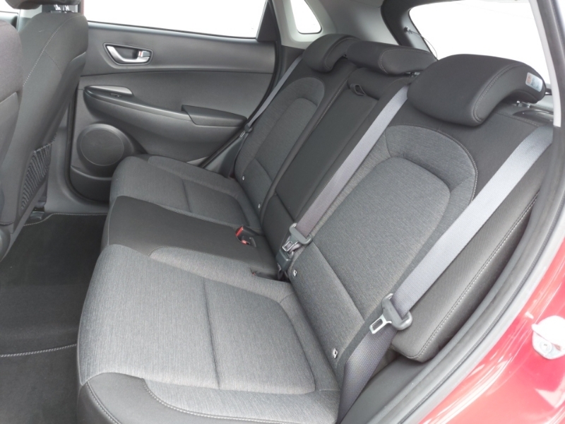 Hyundai Kona 150Kw Premium 64Kwh Red #6
