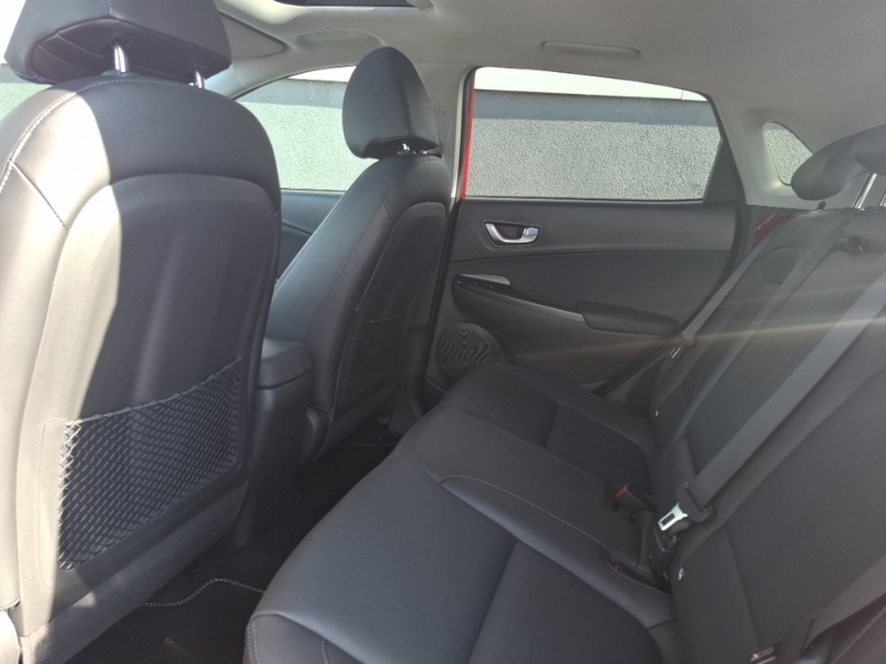 Hyundai Kona 150Kw Ultimate 64Kwh Red #6