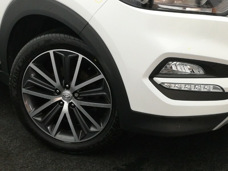 Hyundai Tucson 1.6 Gdi Blue Drive Se Ss White #9