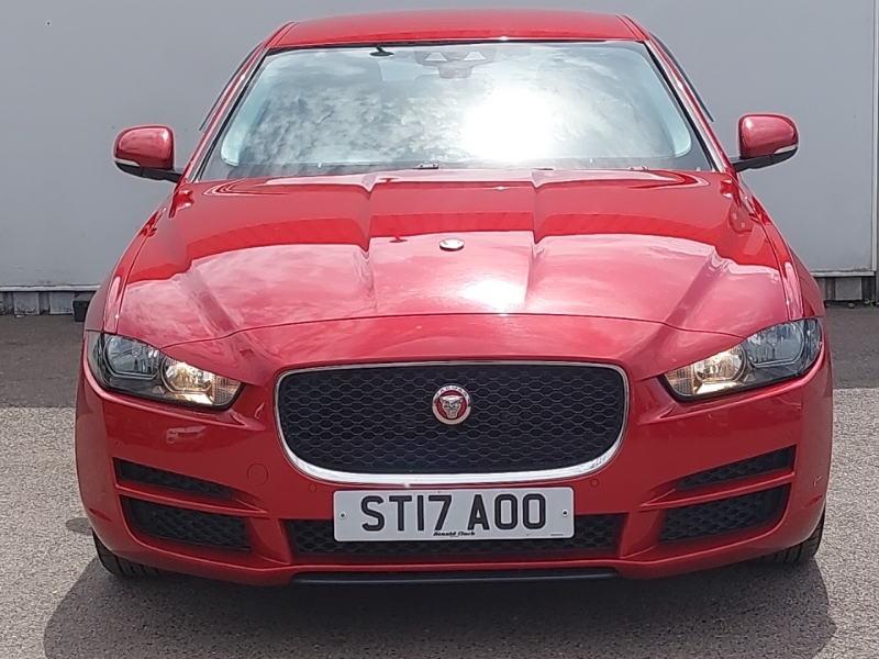 Jaguar XE Prestige Black #14