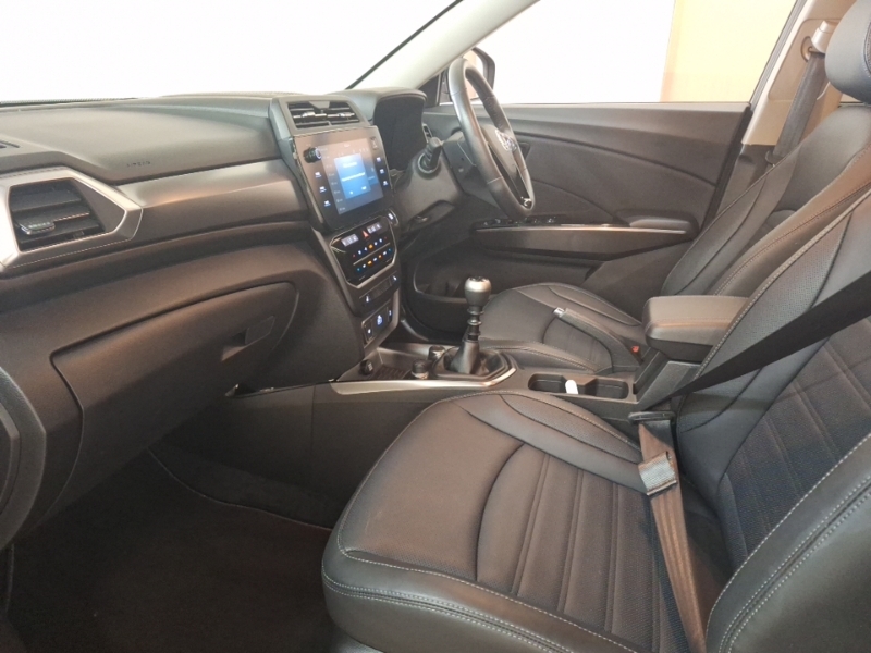 SsangYong Tivoli 1.5 K40 Blue #5