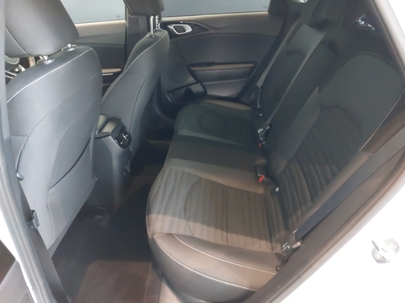 Kia Ceed 1.5T Gdi Isg Gt-line White #6