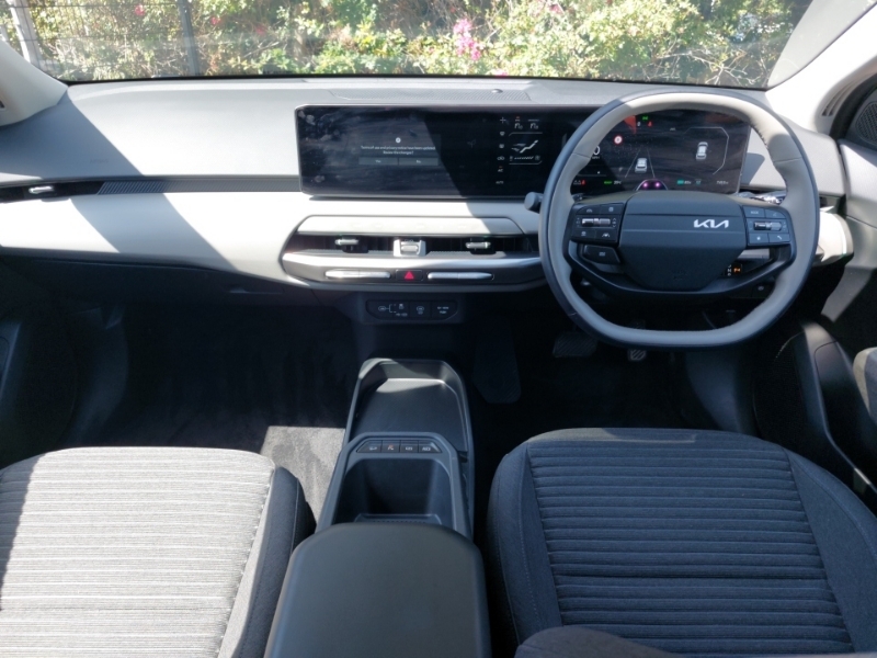 Kia EV4 150Kw Air 81Kwh White #3
