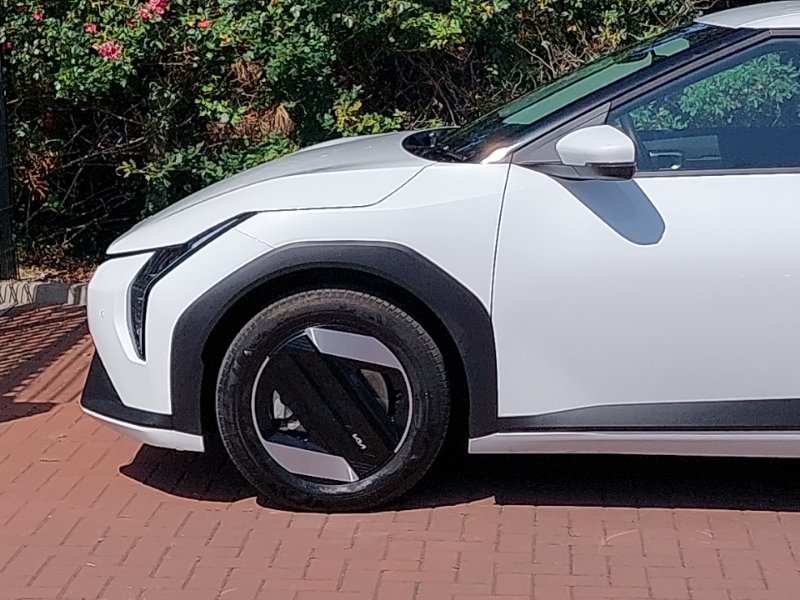 Kia EV4 81.4Kwh Air Black #18