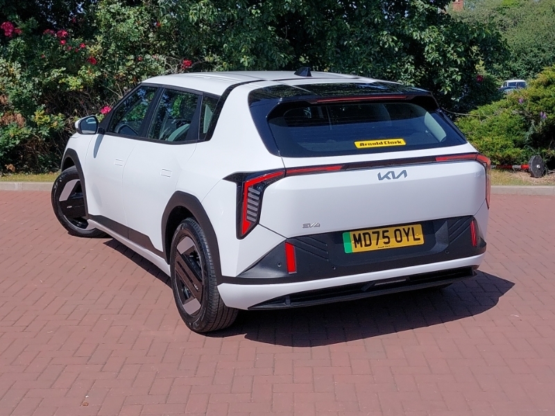 Kia EV4 150Kw Air 81Kwh White #2