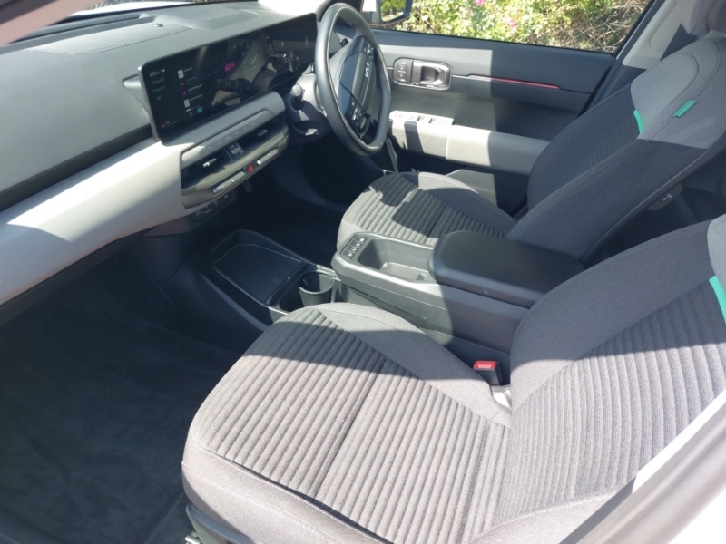 Kia EV4 150Kw Air 81Kwh White #5