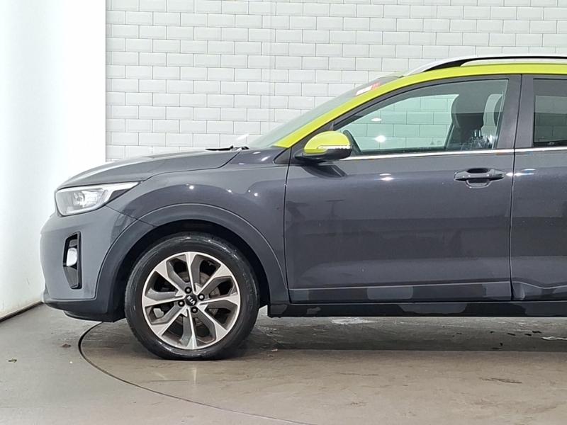 Kia Stonic First Edition Silver #19