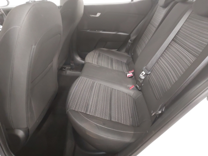 Kia Stonic 1.0T Gdi 99 2 White #6
