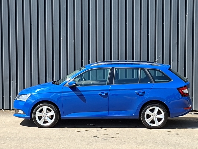 Skoda Fabia 1.0 Tsi Se L Blue #4