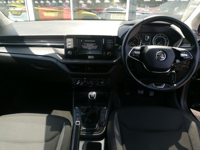 Skoda Fabia 1.0 Tsi 110 Se Comfort Black #3