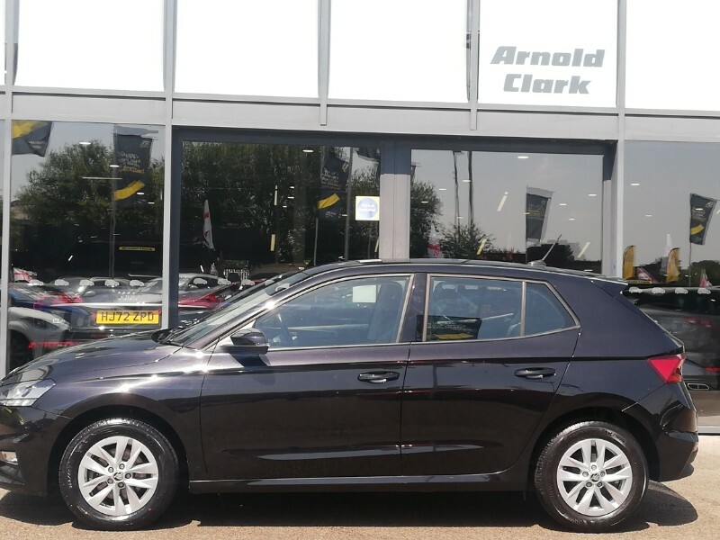 Skoda Fabia 1.0 Tsi 110 Se Comfort Black #4