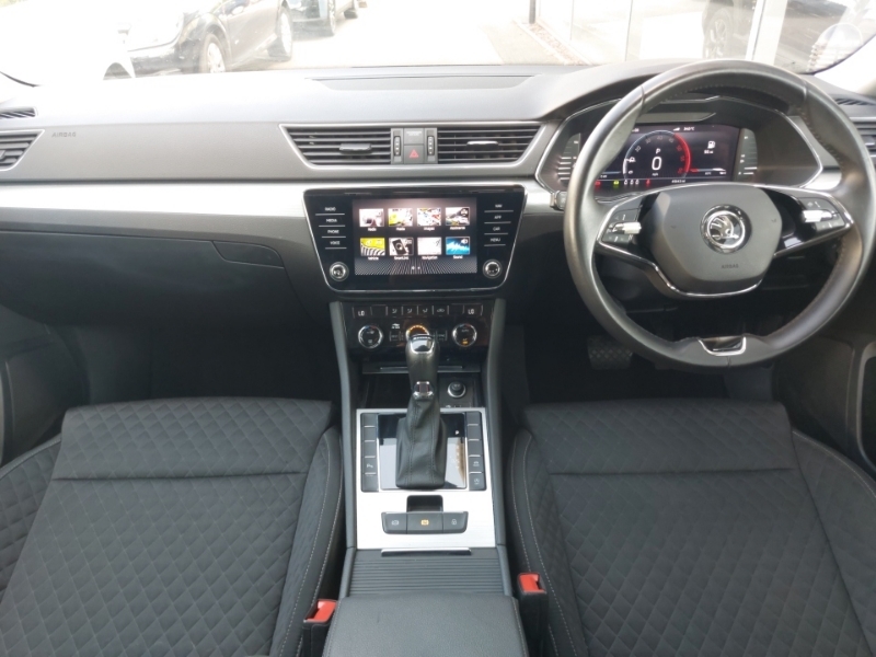 Skoda Superb 2.0 Tdi Cr Se Dsg Black #3