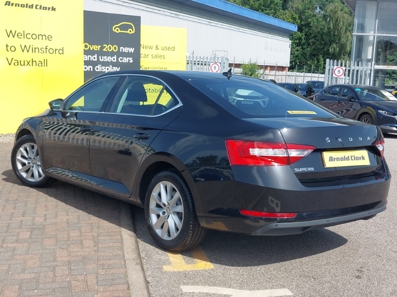 Skoda Superb 2.0 Tdi Cr Se Dsg Black #2