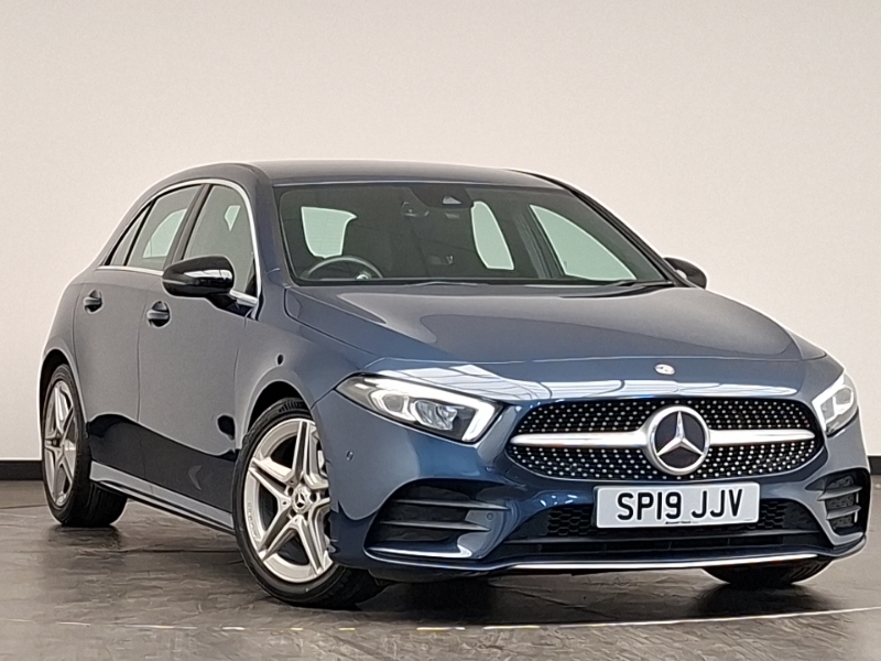 Mercedes-Benz A Class A180 Amg Line Executive Blue