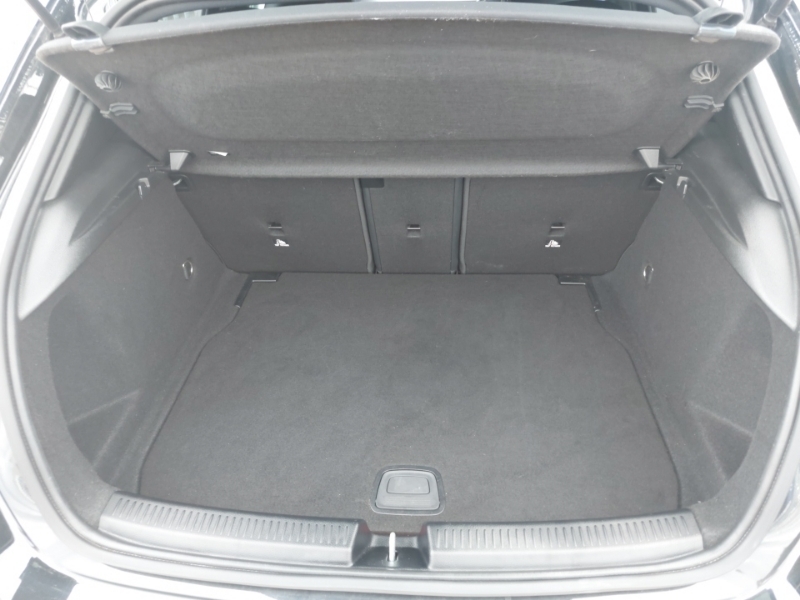 Mercedes-Benz A Class Hatchback Black #18