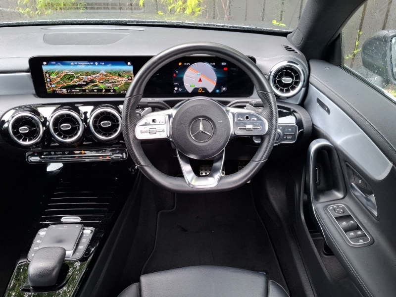 Mercedes-Benz CLA Class Cla 180 Amg Line Premium Silver #8