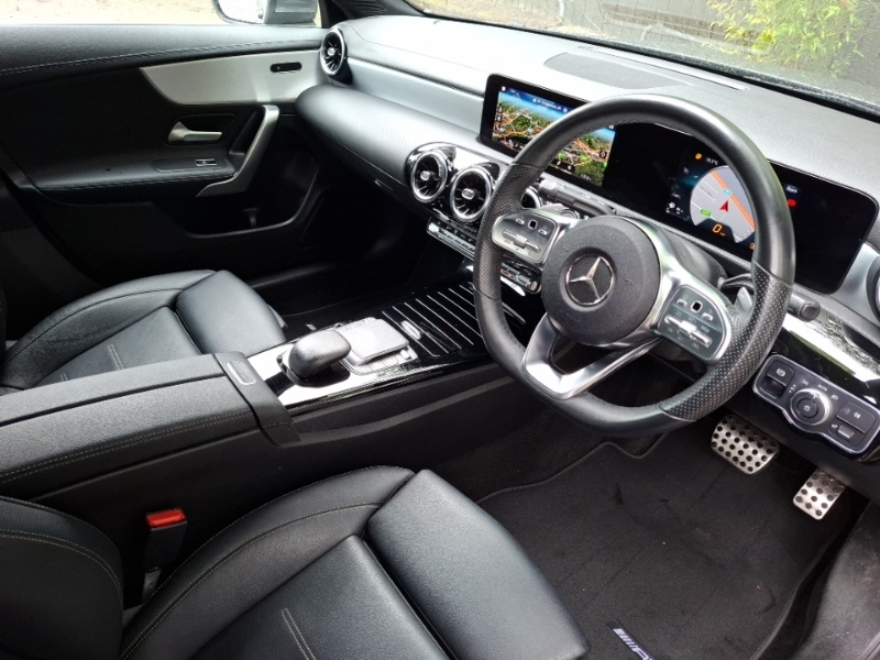 Mercedes-Benz CLA Class Cla 180 Amg Line Premium Silver #17