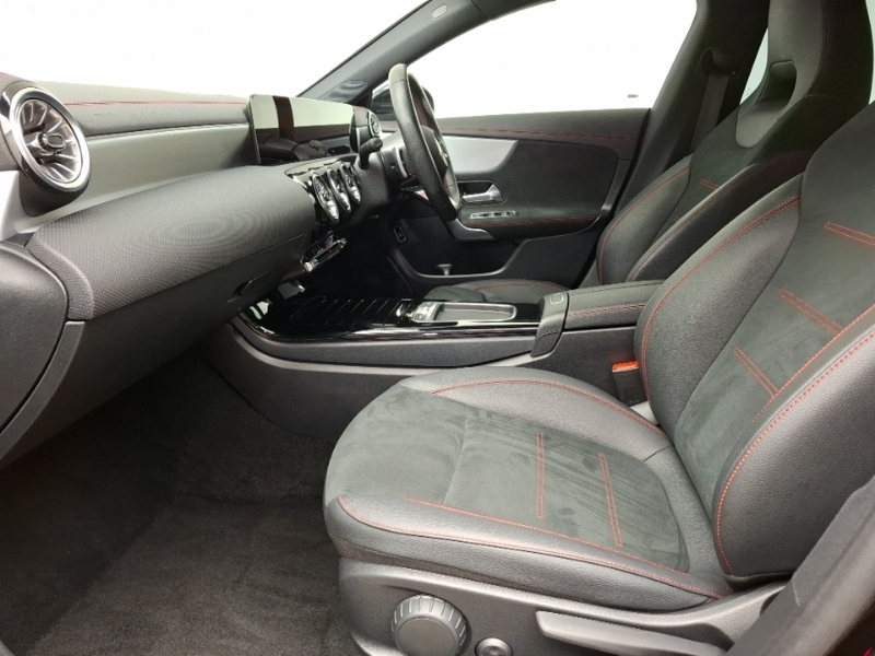 Mercedes-Benz CLA Class Cla 200 Amg Line Executive Tip Black #5