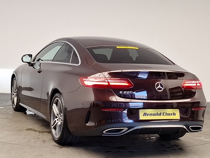 Mercedes-Benz E Class E220d Amg Line Premium 9G-tronic Red #2