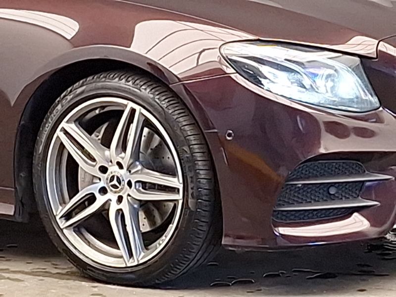 Mercedes-Benz E Class 2.0L E 220 D Red #19