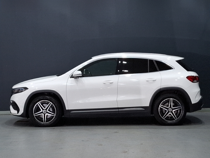 Mercedes-Benz EQA Eqa 300 4Matic 168Kw Amg Line 66.5Kwh White #4