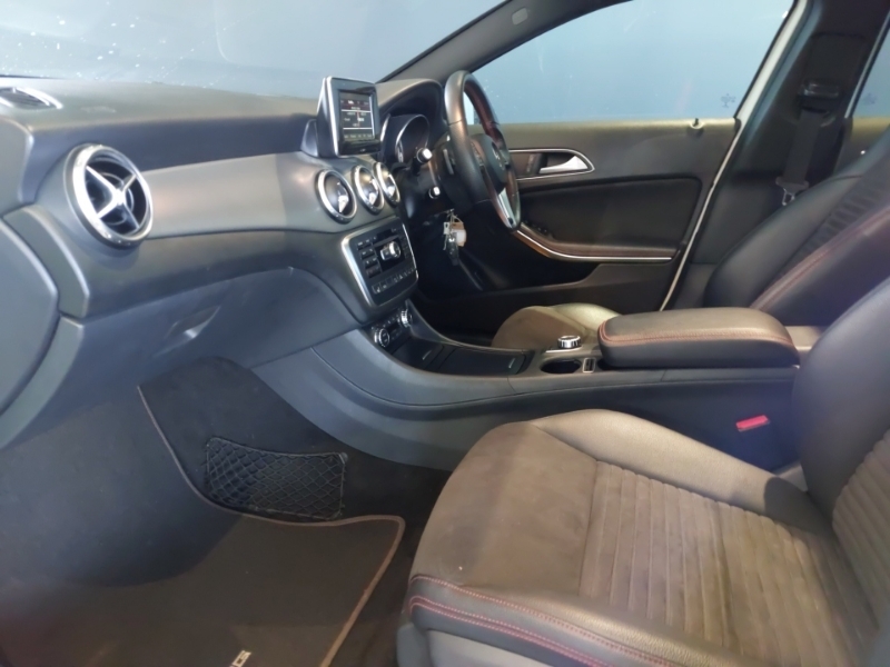 Mercedes-Benz GLA Class 2.1 Gla220 Cdi 4Matic Grey #4