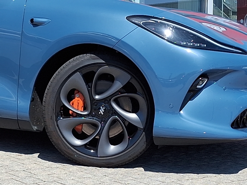 MG IM6 100Kwh Launch Edition 4Wd Black #19