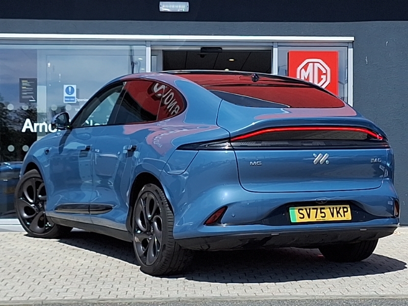 MG IM6 300Kw Long Range 100Kwh Blue #2