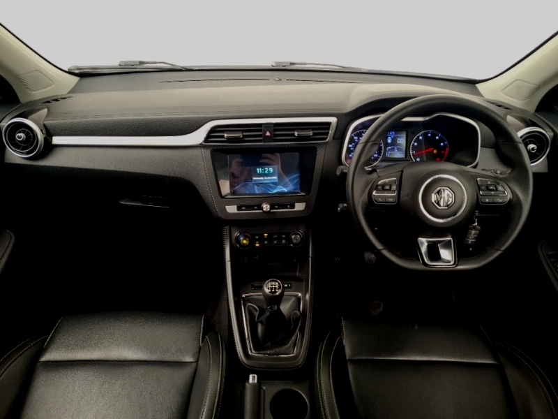 MG ZS 1.5 Vti-tech Exclusive White #3